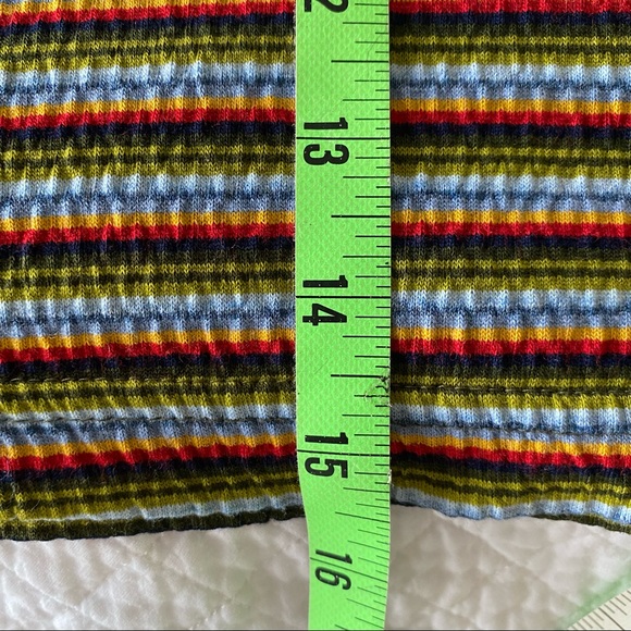 [JUNCTION] 90s RETRO RAINBOW STRIPED TEE - Picture 11 of 12
